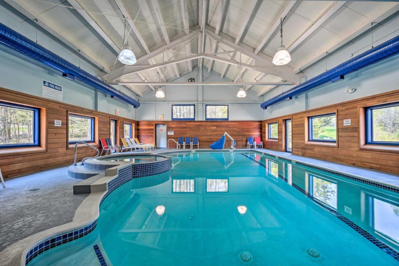 Timber Creek Townhome With 2 Decks And Mtn Views! Уэст-Довер Экстерьер фото