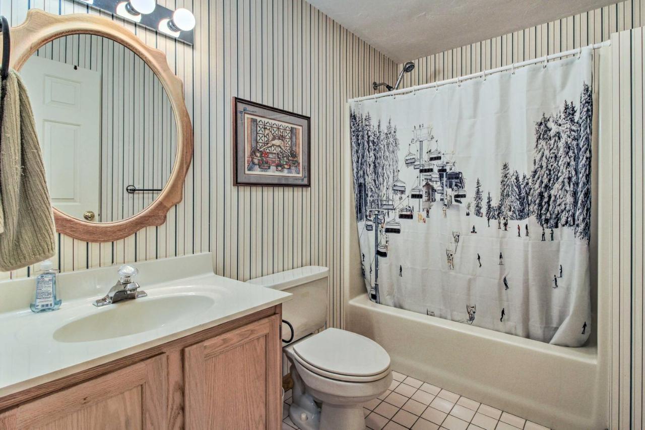 Timber Creek Townhome With 2 Decks And Mtn Views! Уэст-Довер Экстерьер фото