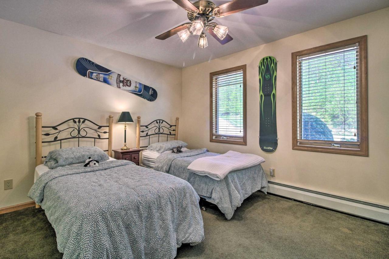 Timber Creek Townhome With 2 Decks And Mtn Views! Уэст-Довер Экстерьер фото